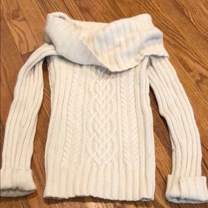 Abercrombie and Fitch Sweater Off Shoulder Sz M